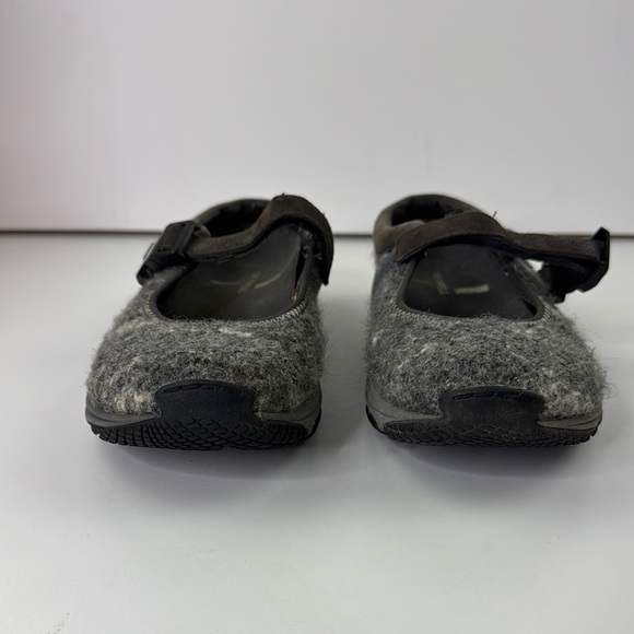 Merrell Grey and Black Women's Slip-on Mary Jane Shoes - Picture 2 of 12